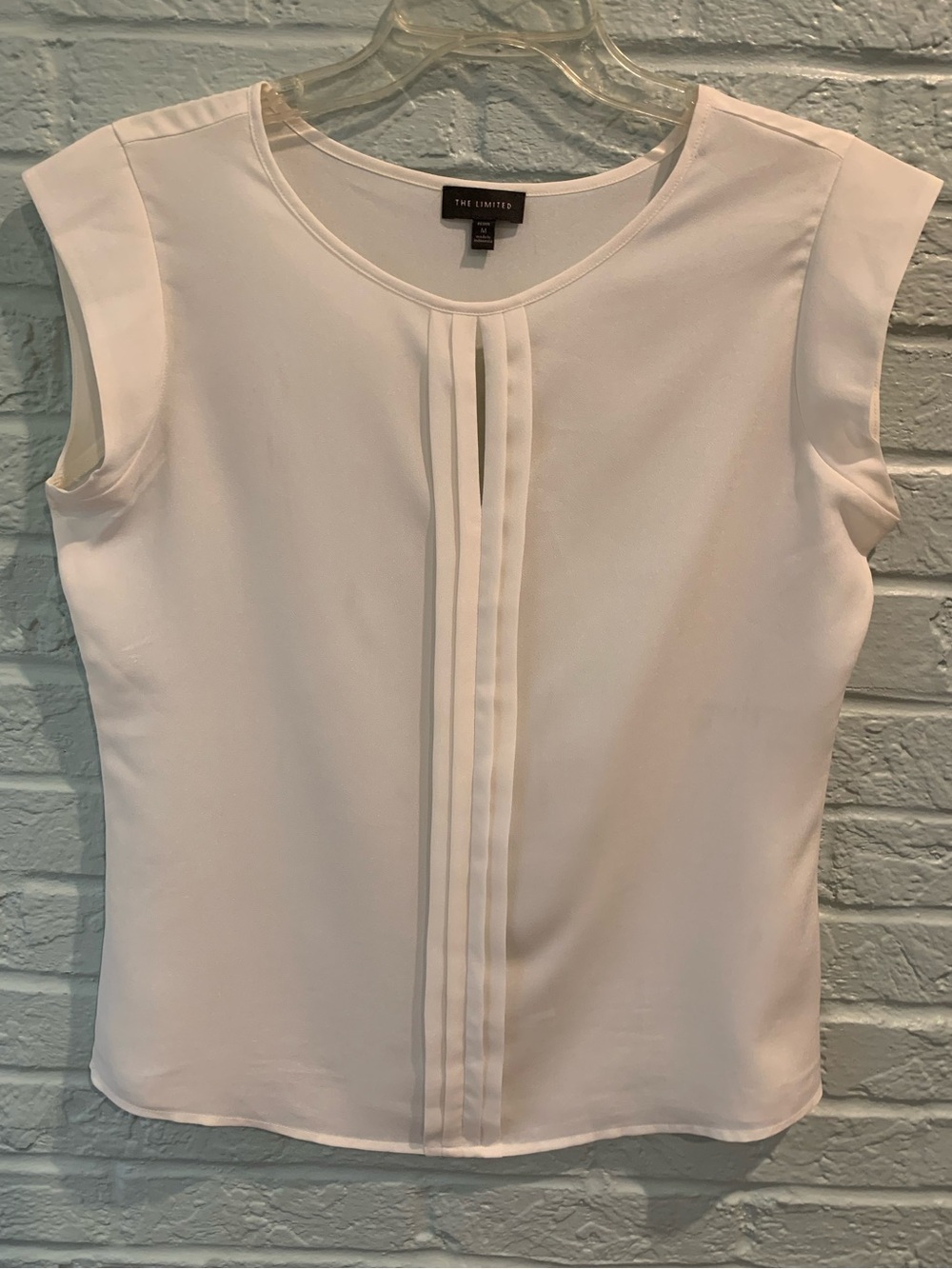 The Limited White Pleated Cap Sleeve Blouse